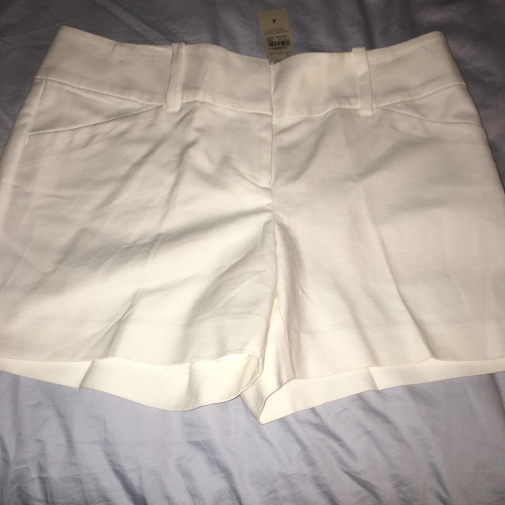 Ann Taylor signature shorts